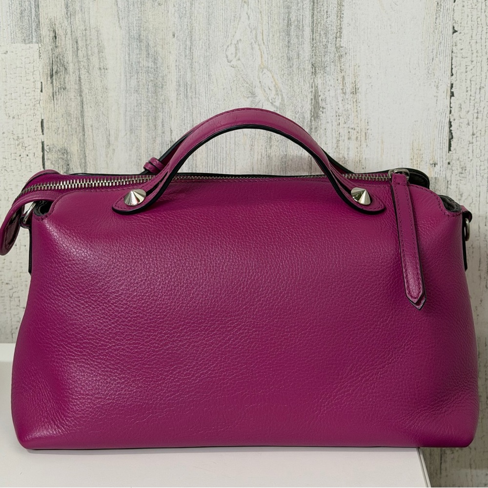 Fendi By The Way Leather Bag - Picture 2 of 13